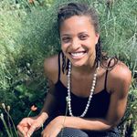 Sydney Batson | Herbalist - @sydney.batson - Instagram