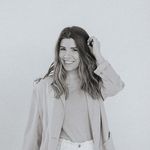 Sydney | Brand Designer - @faroedesignstudio - Instagram