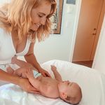 Sydney Crawford - @yyjdoula - Instagram