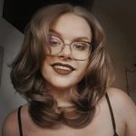 Sydney Curry - @sydney.curry_textiledesign - Instagram