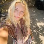 Sydney DeVaney - Facebook