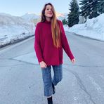 Sydney Devaney - Facebook