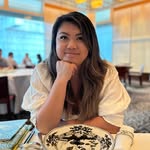 Sydney Devine - @sydneydevinewrites - Instagram
