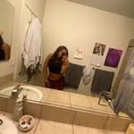 syd - @sydneydyerrr - Instagram
