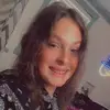 Sydney🩷 - @sydneychesser - TikTok