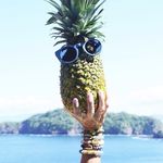 Sydney Howe - @tellingtinytales - Instagram