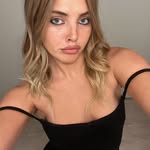 @sydneyjohnstonunfiltered - Instagram