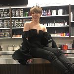 Sydney Meadows - @drop_the_brush - Instagram