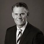 Giles Stapleton - @gilesstapletonsydneybarrister - Instagram