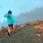 Sydney Whitaker - @wanderingthe_pnw - Instagram
