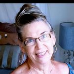 Sylvia Barker - @sylviabarker29 - Instagram
