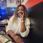 Sylvia Battle Shoneye - @chocolate_battlecake - Instagram