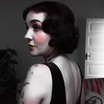 Sílvia Brito - @batomvintage - Instagram