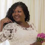 Sylvia Ingram-Sanders - @whenyouvebeenblessedwreaths - Instagram