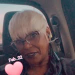 Sylvia Lindsey - @smrl2208 - Instagram
