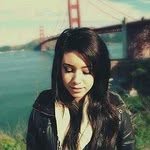 Sylvia Neil - @awaygreebradel - Instagram