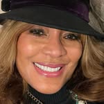 Sylvia Smith - @sylviasmith84 - Instagram