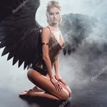 Sylvia Starling - @sylvia.medium - Instagram