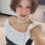 Sylvia Guzman - @sylviatames0 - Instagram
