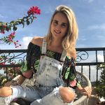 Tabatha Romano - @tabatharcastro - Instagram