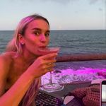 tabs🍸 - @tabbyhall_ - Instagram