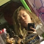 Tabitha Larson - @effervescent.umbrellala - Instagram