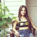 Tabitha Schmidt - @daurruza - Instagram