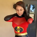 Tabitha Stanley - @sarxpos - Instagram