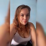 Tabitha Stratton - @goldendolphin28 - Instagram