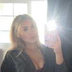 Tabi - @_tabithawood - Instagram