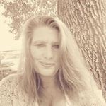 Tami Alexander - @mommadoll6k - Instagram