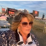 Tami Brooks - @60inch_mom - Instagram