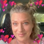 Tammy Cummings - @tinyfarmmom - Instagram