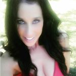 Tammy Dews - @lowkeylifeforme - Instagram