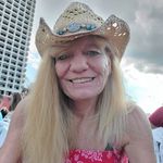 Tammy Estes - @tammy.estes.946 - Instagram