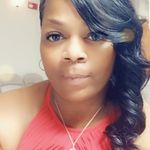 Tammy Gardiner - @divat50 - Instagram
