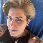 Tammy Harder - @dogeyoggey - Instagram