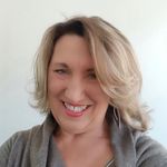 Tammy Meinhardt - @tammysellsfurnishings - Instagram