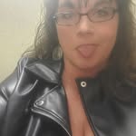 Tamara Graves - @rocker_chick1972 - Instagram