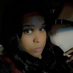 Tara Ash - @tarateatea - Instagram