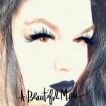 Tara Berger - @tara.berger.737 - Instagram