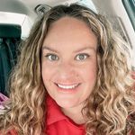 Tara Steger Bryson - @girlwiththecurls.01 - Instagram