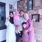 Rahman Rahman - @queen_tara_busana - Instagram