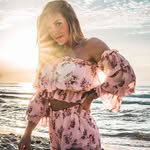 TaraCaryl - @taracaryl8 - Instagram