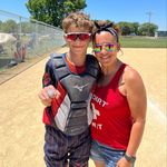 Tara Comstock - @tara_teebee - Instagram