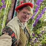 Tara Coyne - @costitchedwitch - Instagram