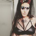 Tara Crow - @tararcrow - Instagram