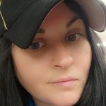 Tara Crowe - @tcrowe915 - Instagram