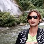 Tara Tanha - Facebook