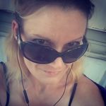 tara fields - @t.a.fields80 - Instagram